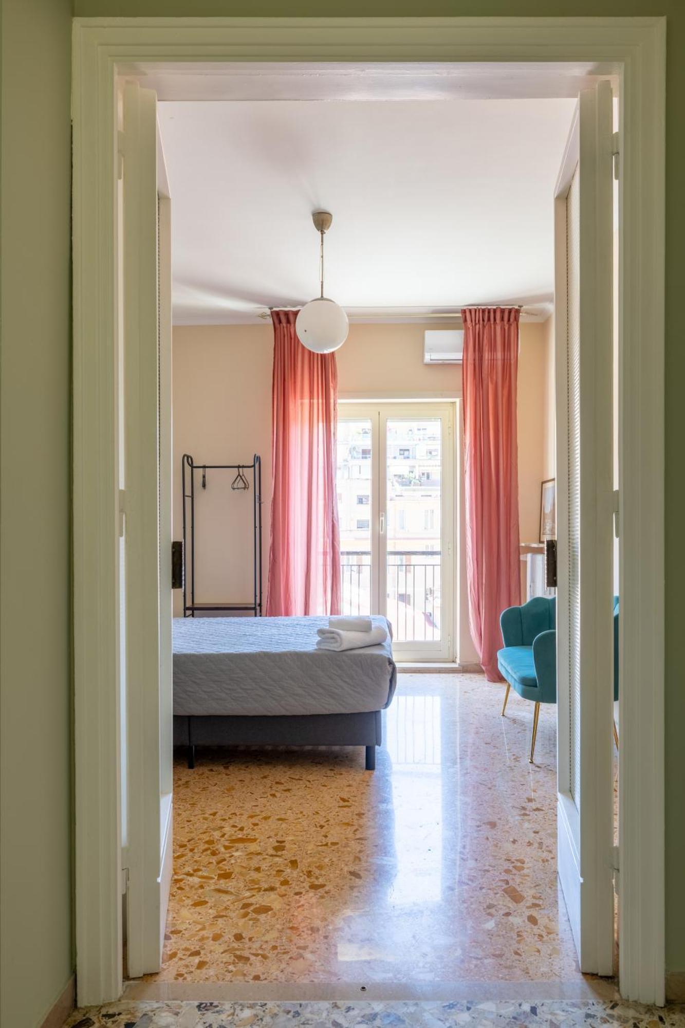 Casa Preziosa In Metro Piramide Apartment โรม ภายนอก รูปภาพ